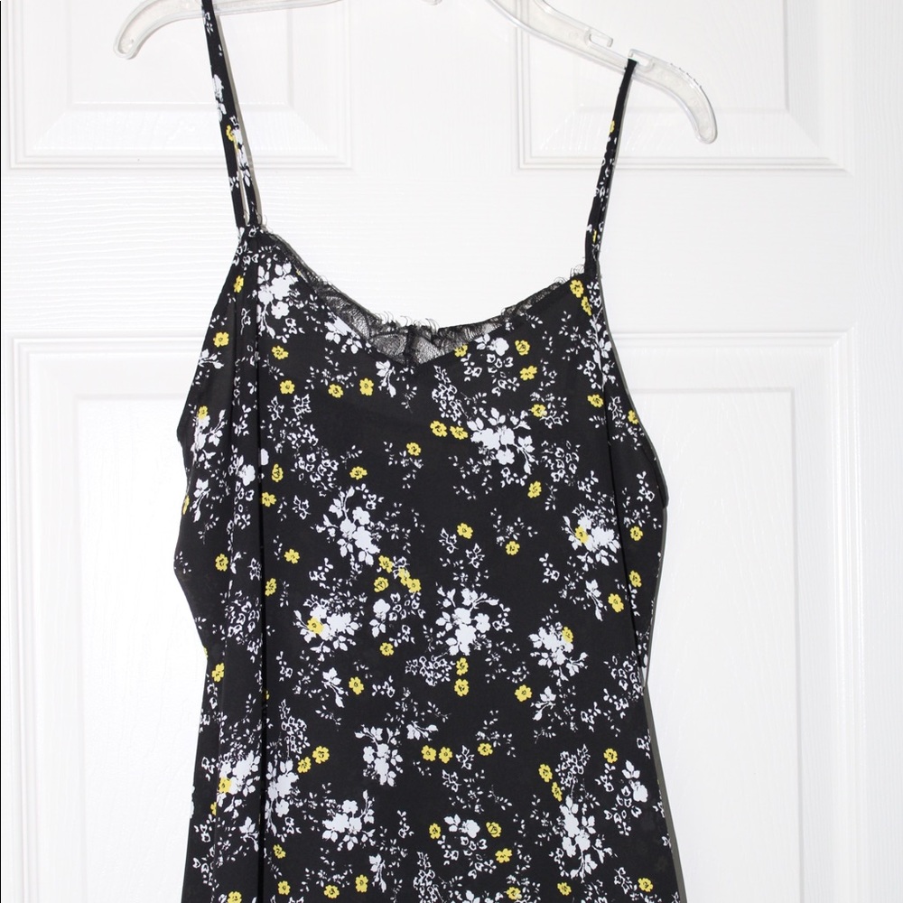 Floral Patterned Tank Top